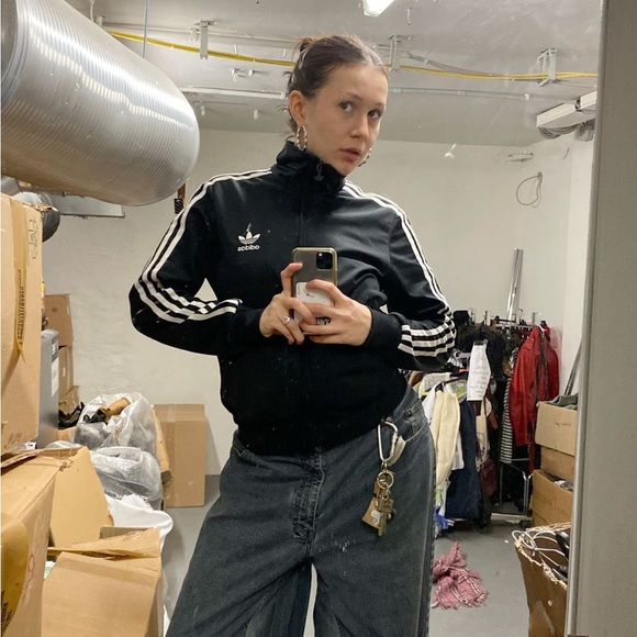 Mens oversized black adidas track suit jacket - Picture 4 of 4